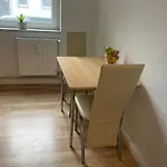 Schoene Einfache Ferienwohnung Im Belebten Zentrum